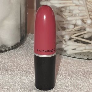 Authentic MAC lipstick in Nouvelle Vogue!